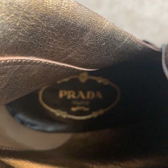 Prada suede heeled boots - Picture 7 of 7